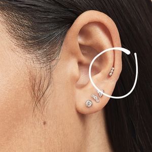 Mejuri Spheres Bar Studs 14k white gold